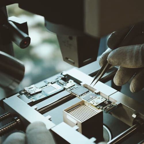 Bộ công cụ hỗ trợ tách chip nhớ trên các thiết bị điện tử – MD-MR