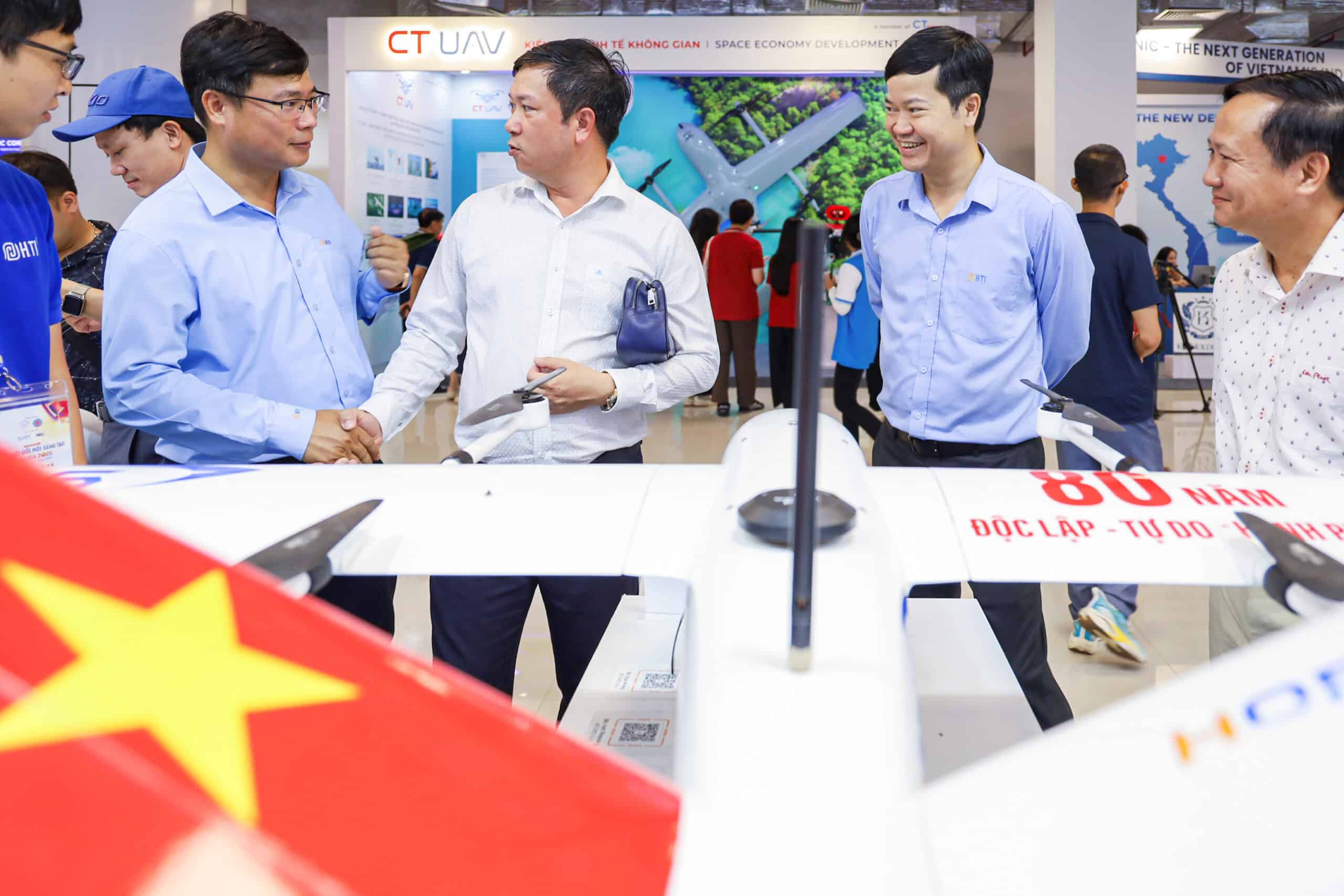 [VTV1] Horus P02 – Dấu ấn “Make in Vietnam” tại Triển lãm Quốc tế Đổi mới sáng tạo Việt Nam 2025