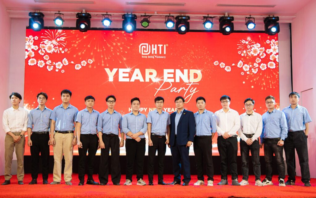 Tiệc Tất niên HTI Group-4