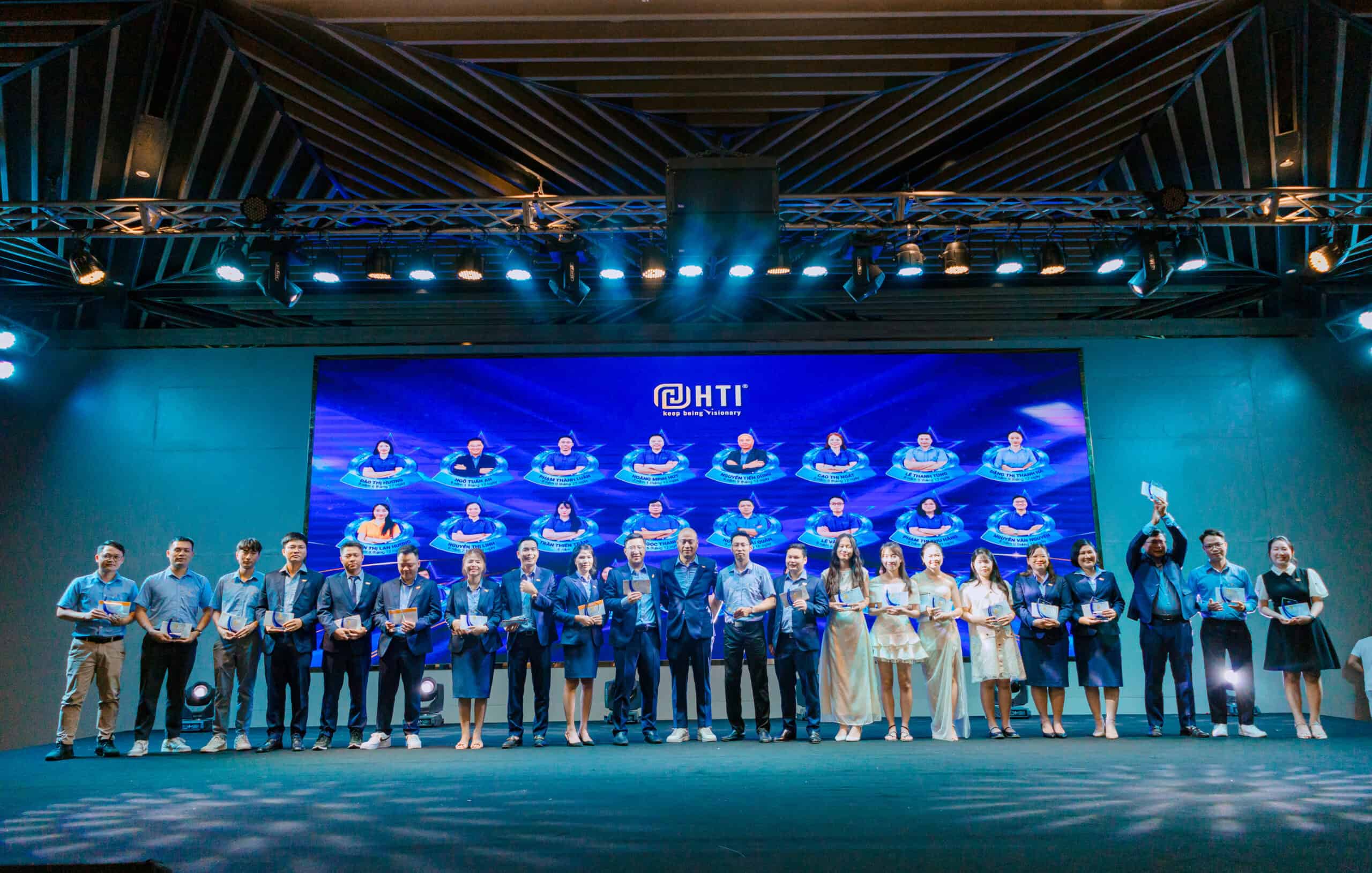 10 năm HTI Group – Vinh danh những con người đồng hành và cống hiến